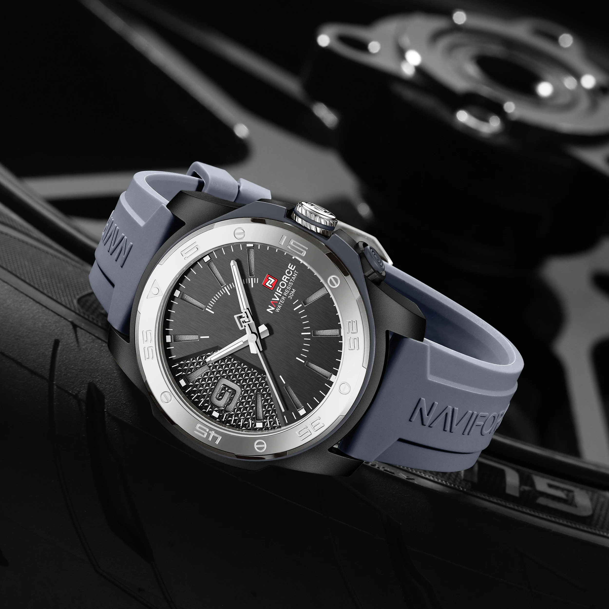 NAVIFORCE NF7112 Original Quartz Watch for Men Simple Silicone Strap 3Bar Waterproof Luminous Watches