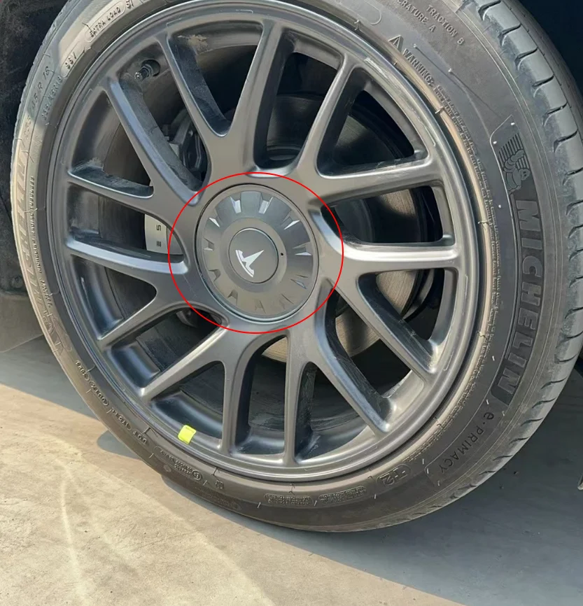 Tesla 18インチ ダークグレー ホイール Tesla 18インチ ダークグレー ホイール 車 ホイール 18インチ