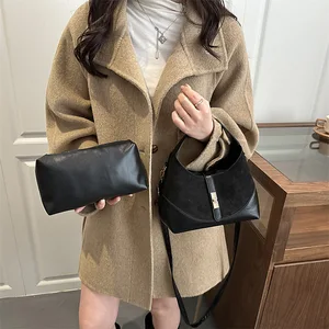 Elegant Fashionable PU Leather Women's Crossbody Shoulder Bag with Zipper Closure Lightweight Luxurious Design Chain Strap