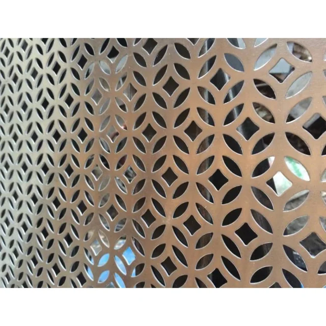 China Manufacturer SS201Customized Corrosion Proof Uniform Holes Perforated Metal Plate for Chain Conveyor 2