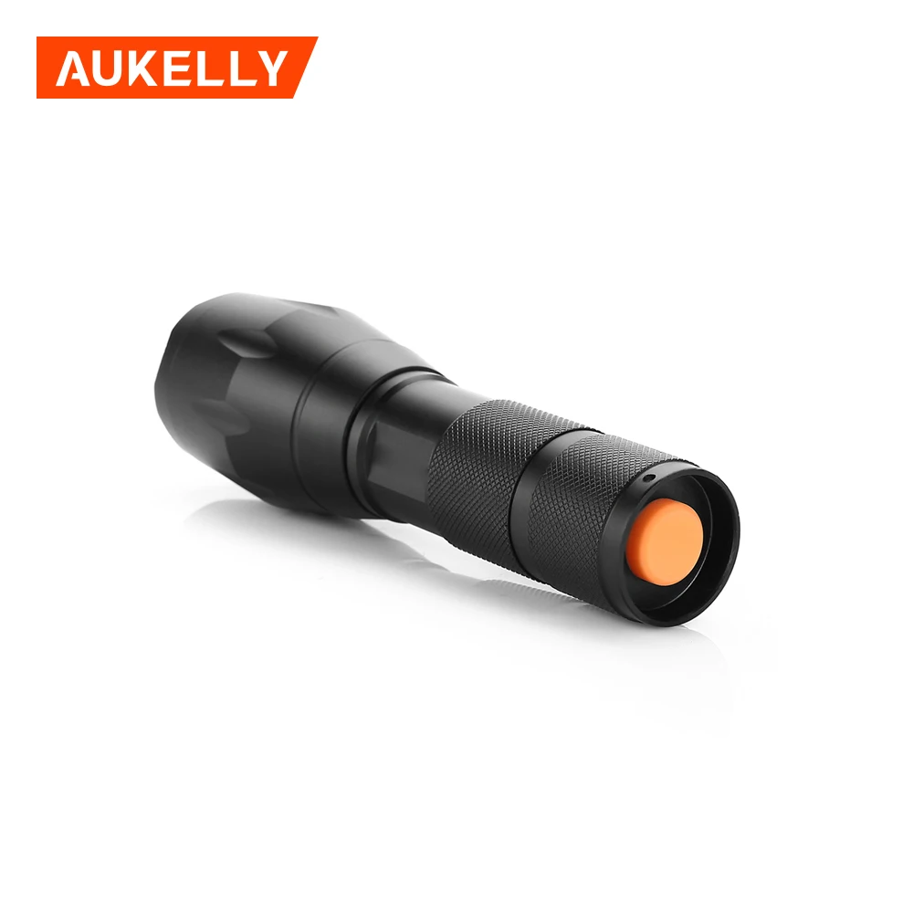 Torcia LED Ricaricabile 800LM,3 Modalità,Portatile per