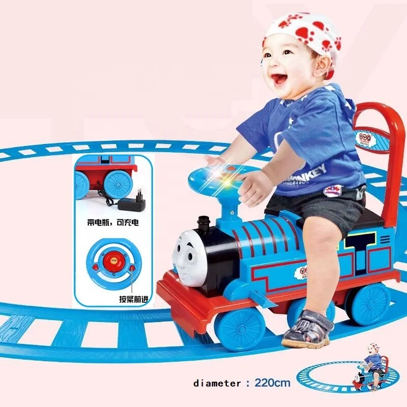 DREAMADE Train Électrique avec Rails 16PCS, Voiture Enfant