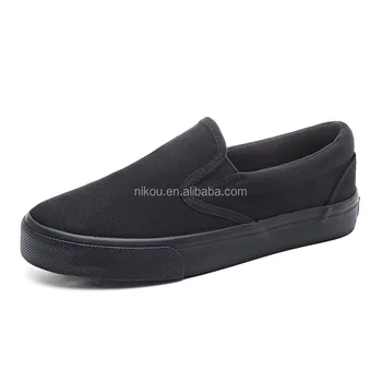 Skateboarding Shoes men Slip-On Unisex Walking Style Shoes Canvas Sneakers Trendy Casual Custom OEM Sneakers for men