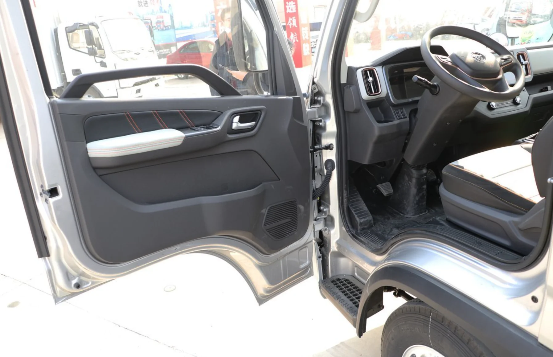 Foton 6 колес 4*2 Дизель 3 5 т фургон грузовые автомобили