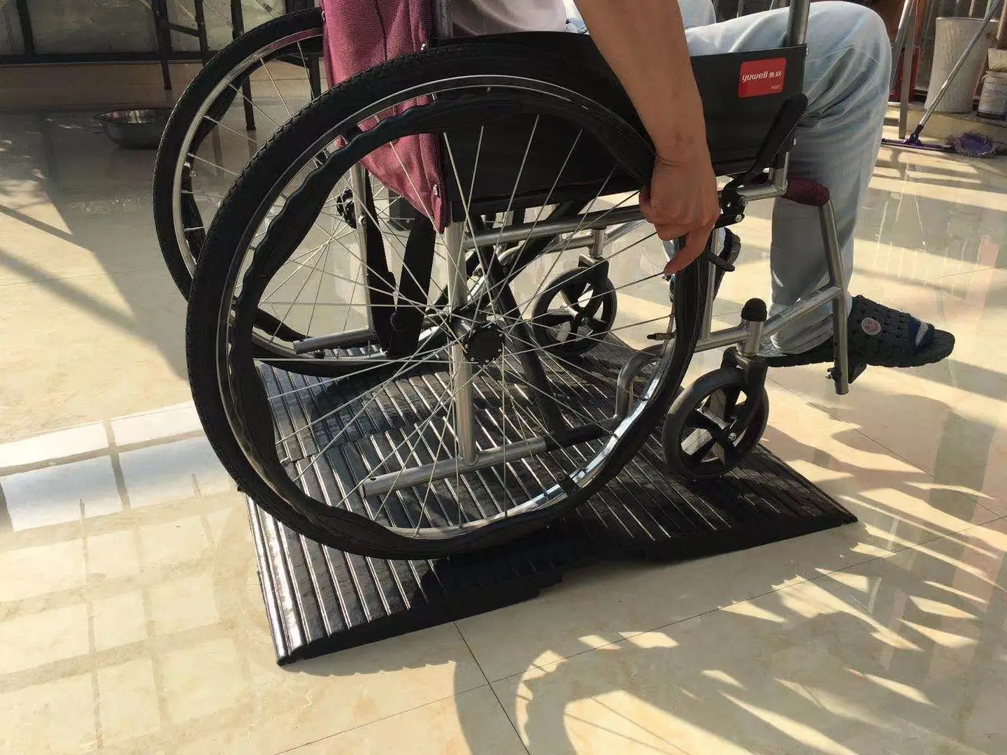 Bridge Ramp for Get in and Out of Houses, Rubber Threshold Ramps for Wheelchairs/Walkers details