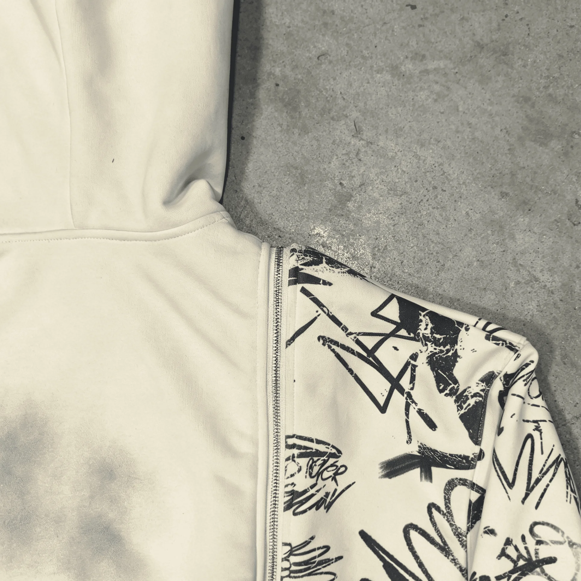 ODM OEM Custom Logo Mens Spray Wash Distressed Raw Edge Cropped Oversized Streetwear Asymmetric Graffiti Spliced Zip up Hoodie gallery 5