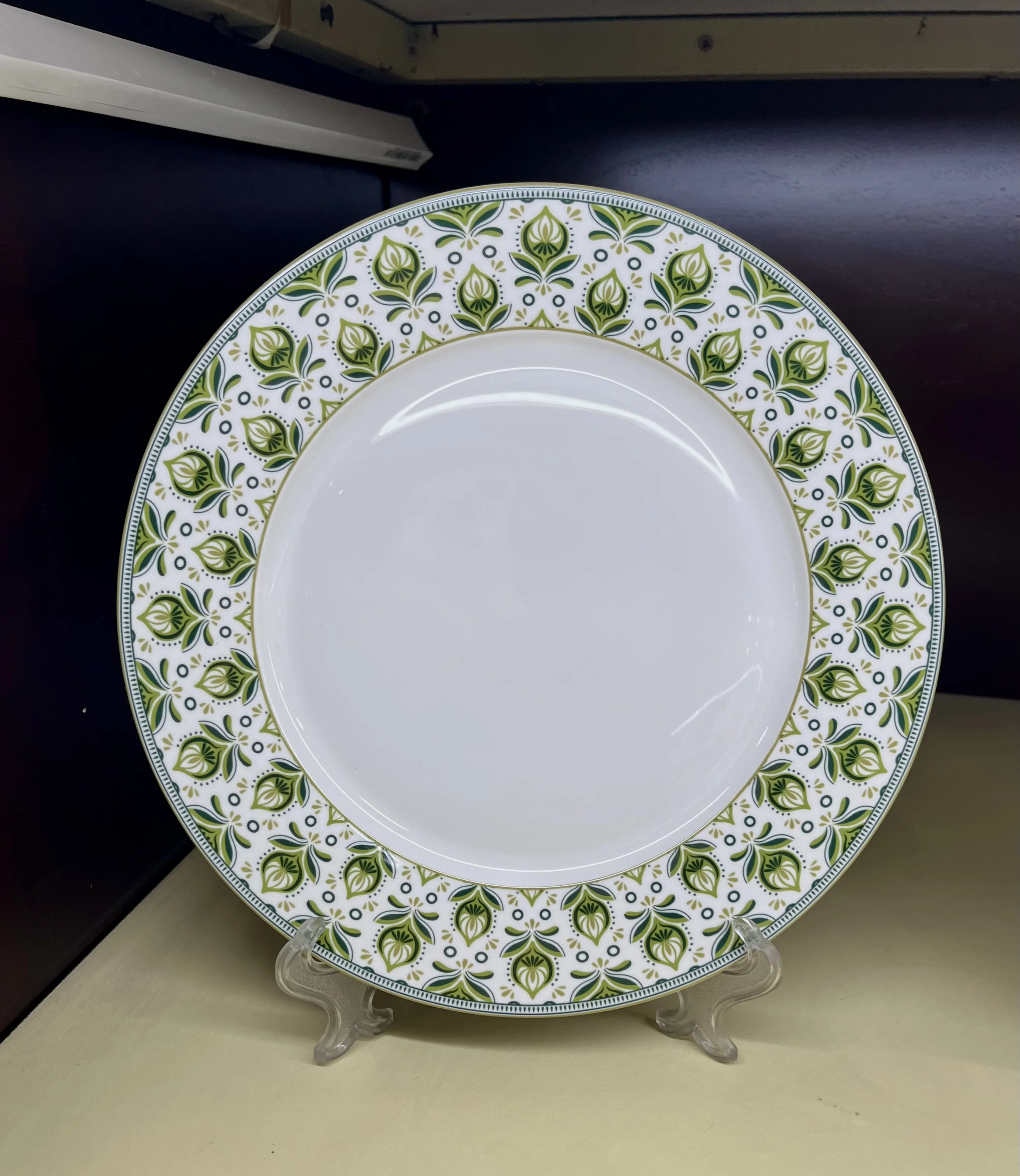 Green Pattern Series Ceramic Bone China Chip Resistant Dinnerware Set factory