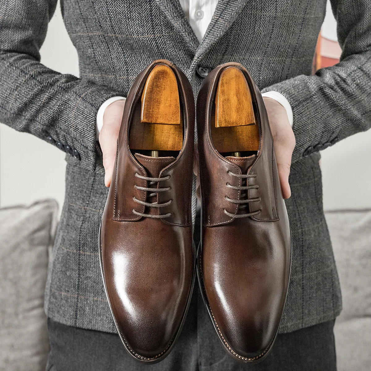 Brown Men's Business Casual Shoes With Jeans Business Attire