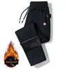 Red label zipper straight in black non-fleece