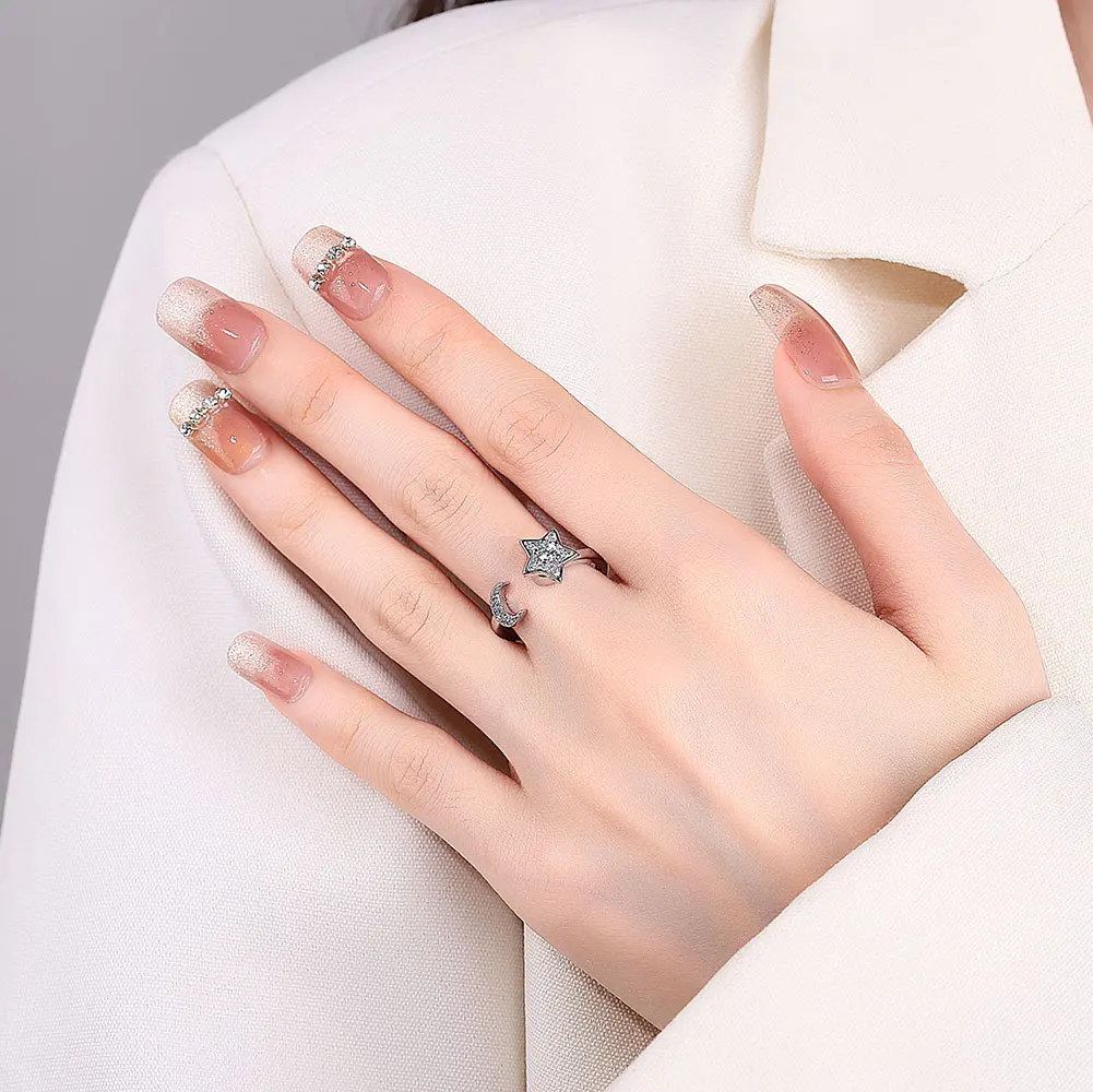 Adjusting Pressure  Creative Star and Moon Ring Female Personalized Rotating Finger Ring Temperament Decompression Hand Jewelry