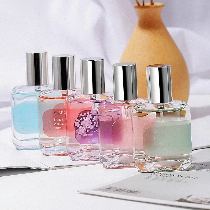 Various Brands Of Perfumes On Sale.wholesale Price Top Quality Perfumes