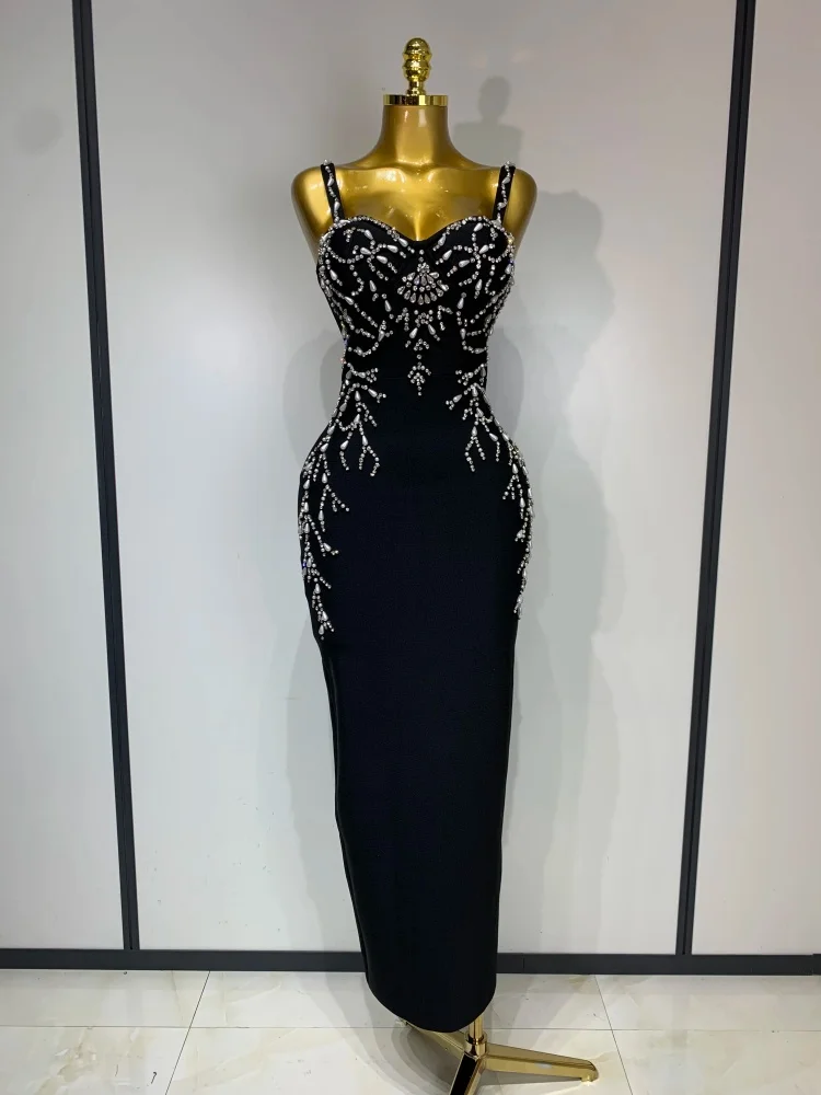 Bodycon maxi dress detail