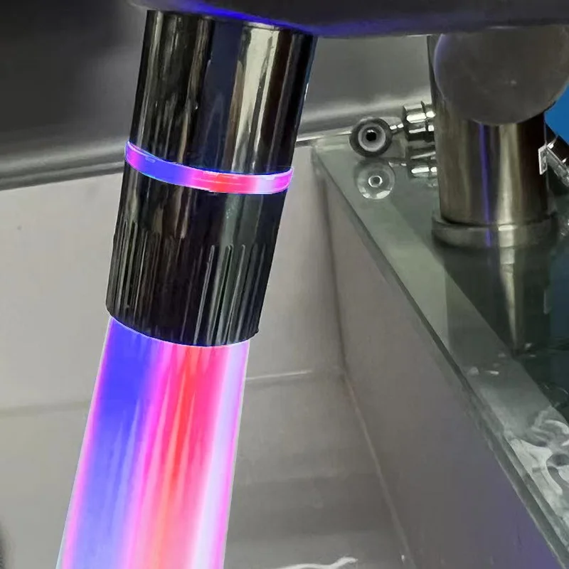 Water Glow LED Faucet Light Aerator for Kitchen with Multicolor Fastflashing Type