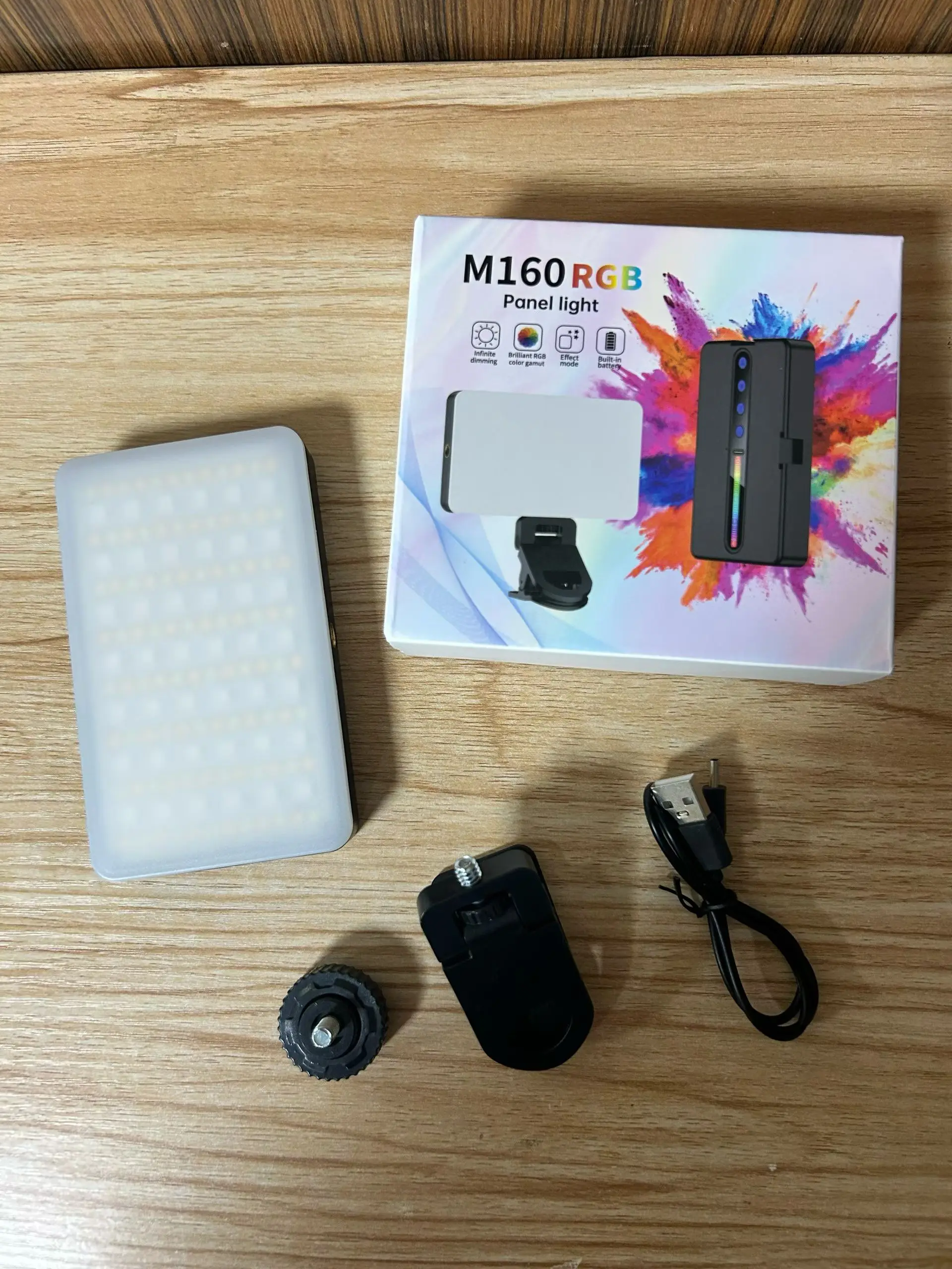 M160 M160RGB Fill Light RGB Panel Mobile Phone Clip Colorful LED Lamp Mobile Phone Fill Light with Battery