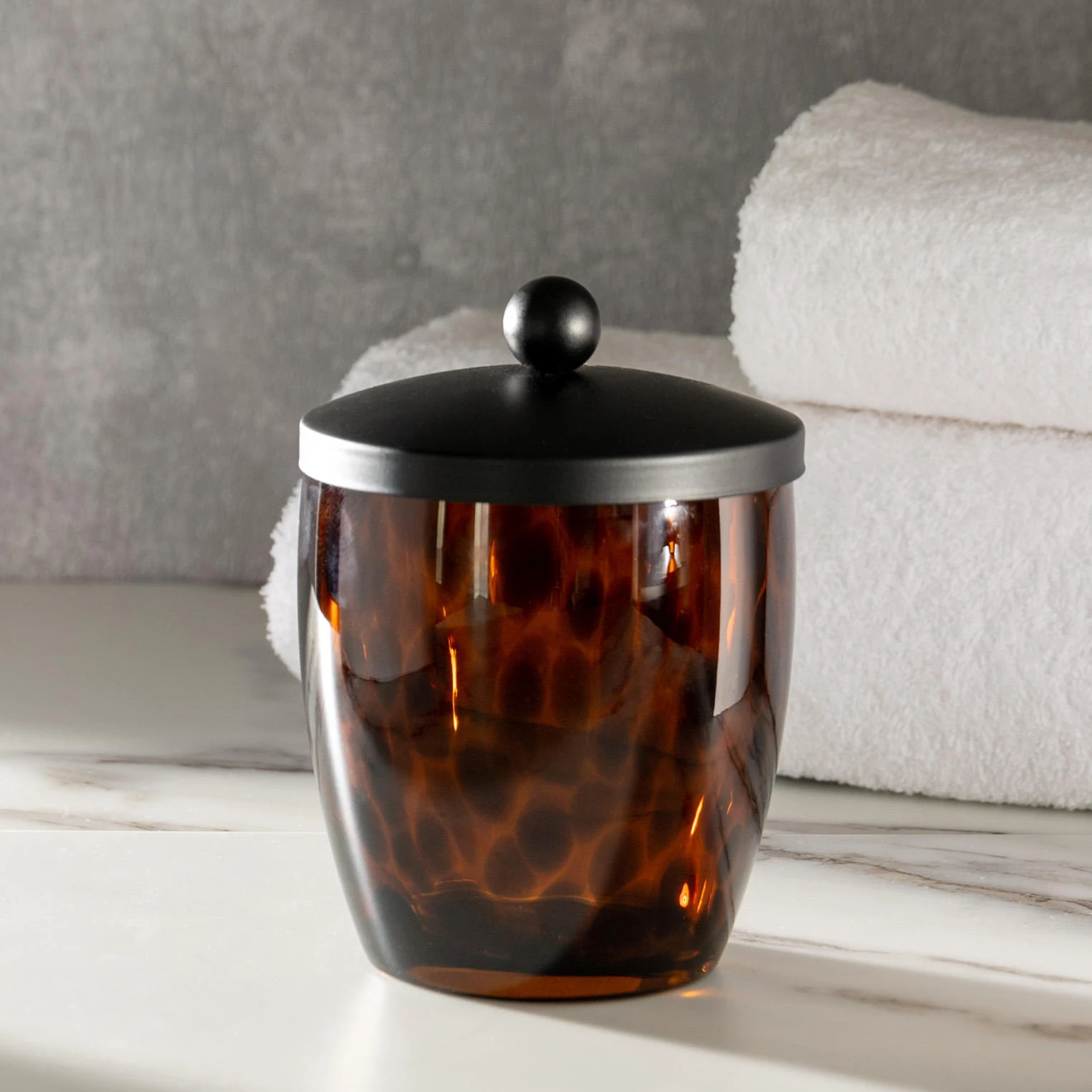 Modern Bathroom Countertop Amber Glass 5 Pcs Bathroom Accessory Set Brown Soap Dispenser And