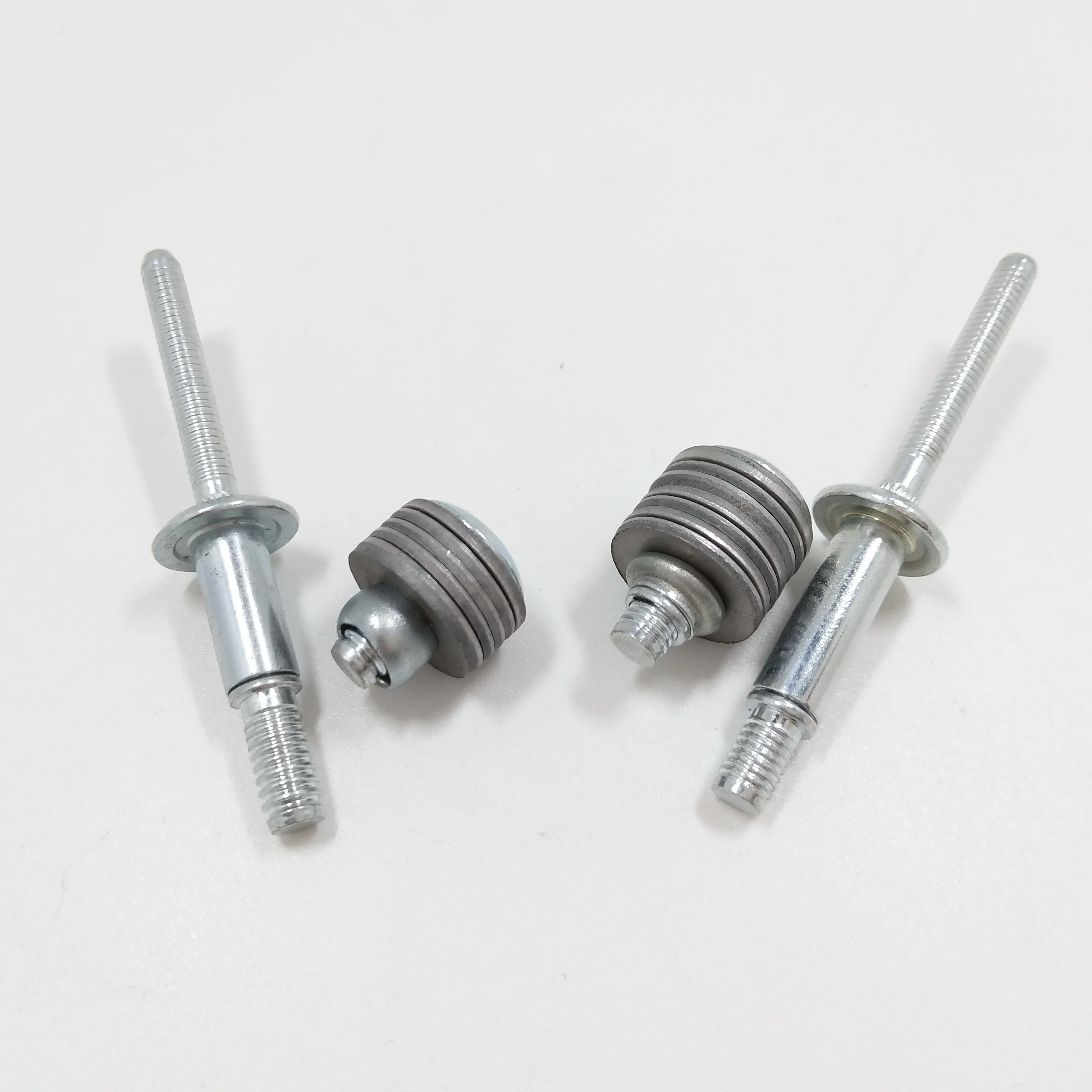 Huck Magna-Bulb Rivets  1/4 Structural Blind Rivets