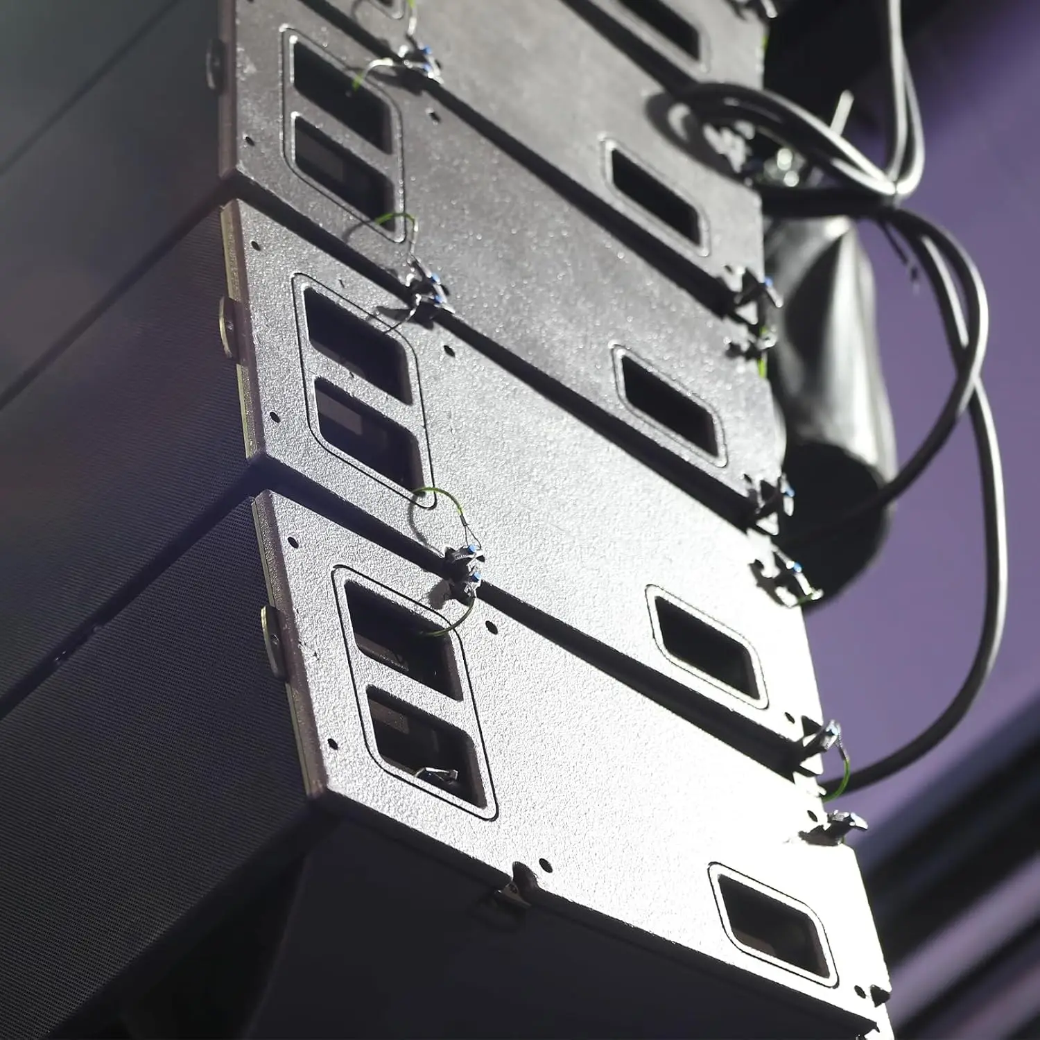 Find similar icon 304 Stainless Steel Quick Release Pin Ball Locking Push Button Pin 4