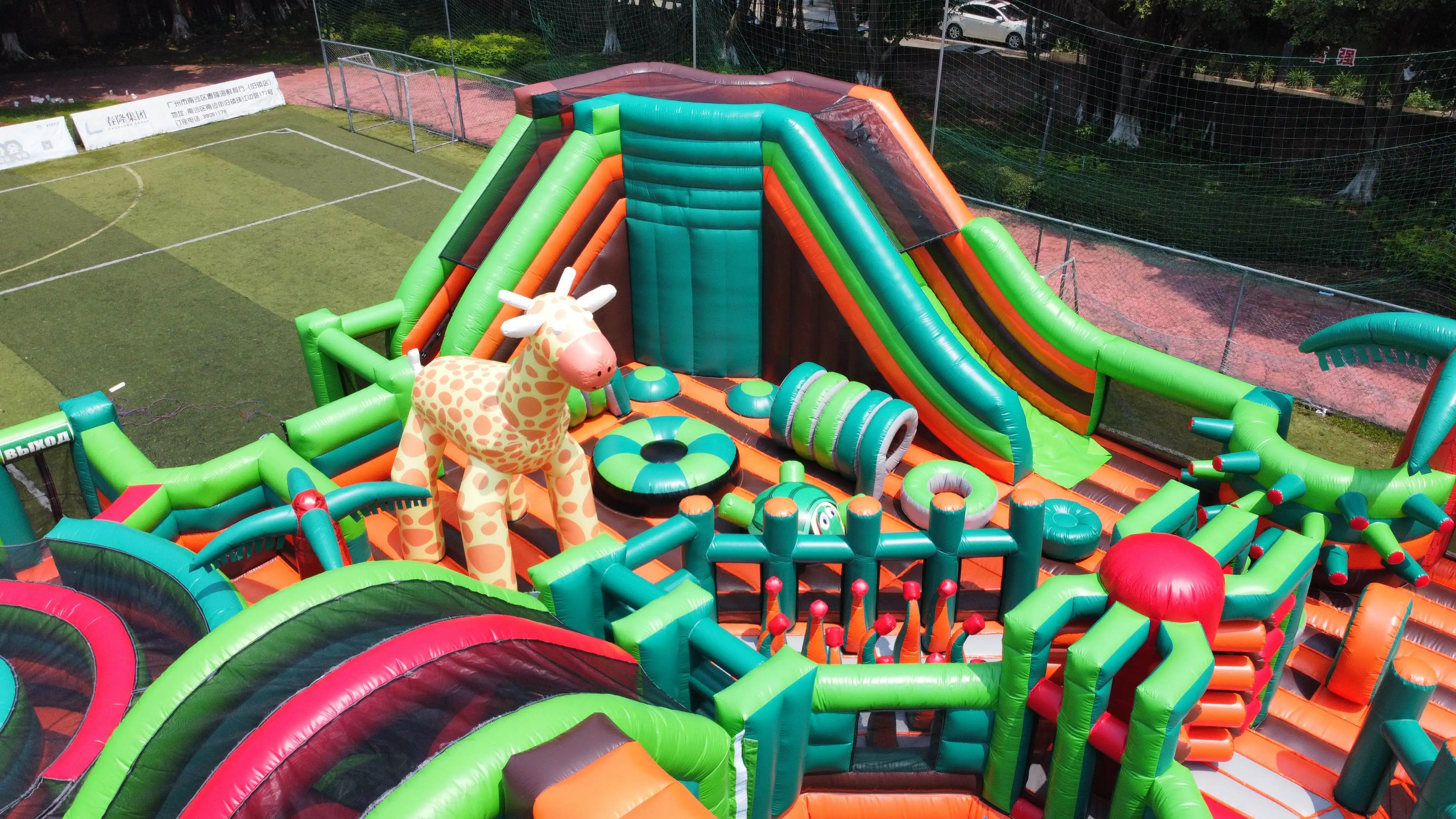 Custom Outdoor Kids Inflatable Combo Bouncer House Inflatable Theme Park obstacle games Indoor playground equipment platforms