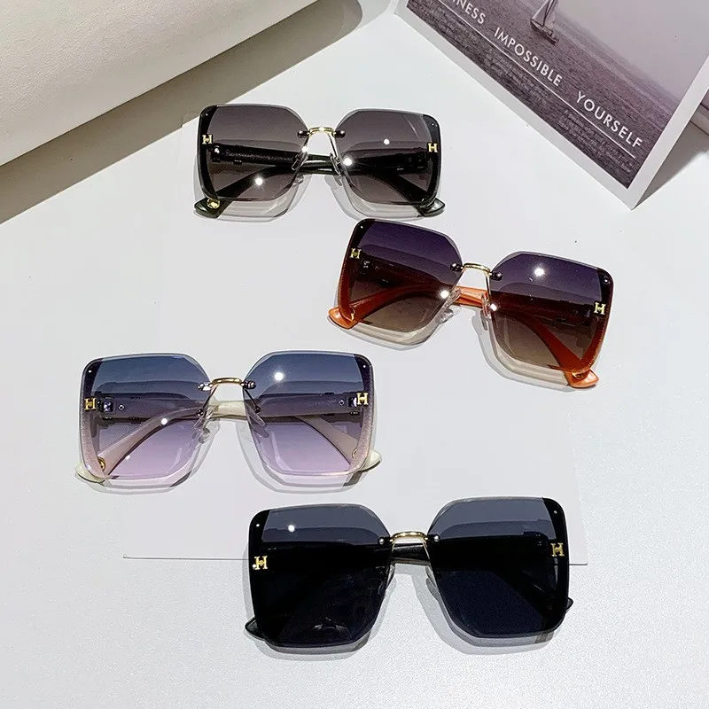 Summer large frame cut edge sunglasses Casual metal women fashion trend sunglasses refined temperament glasses