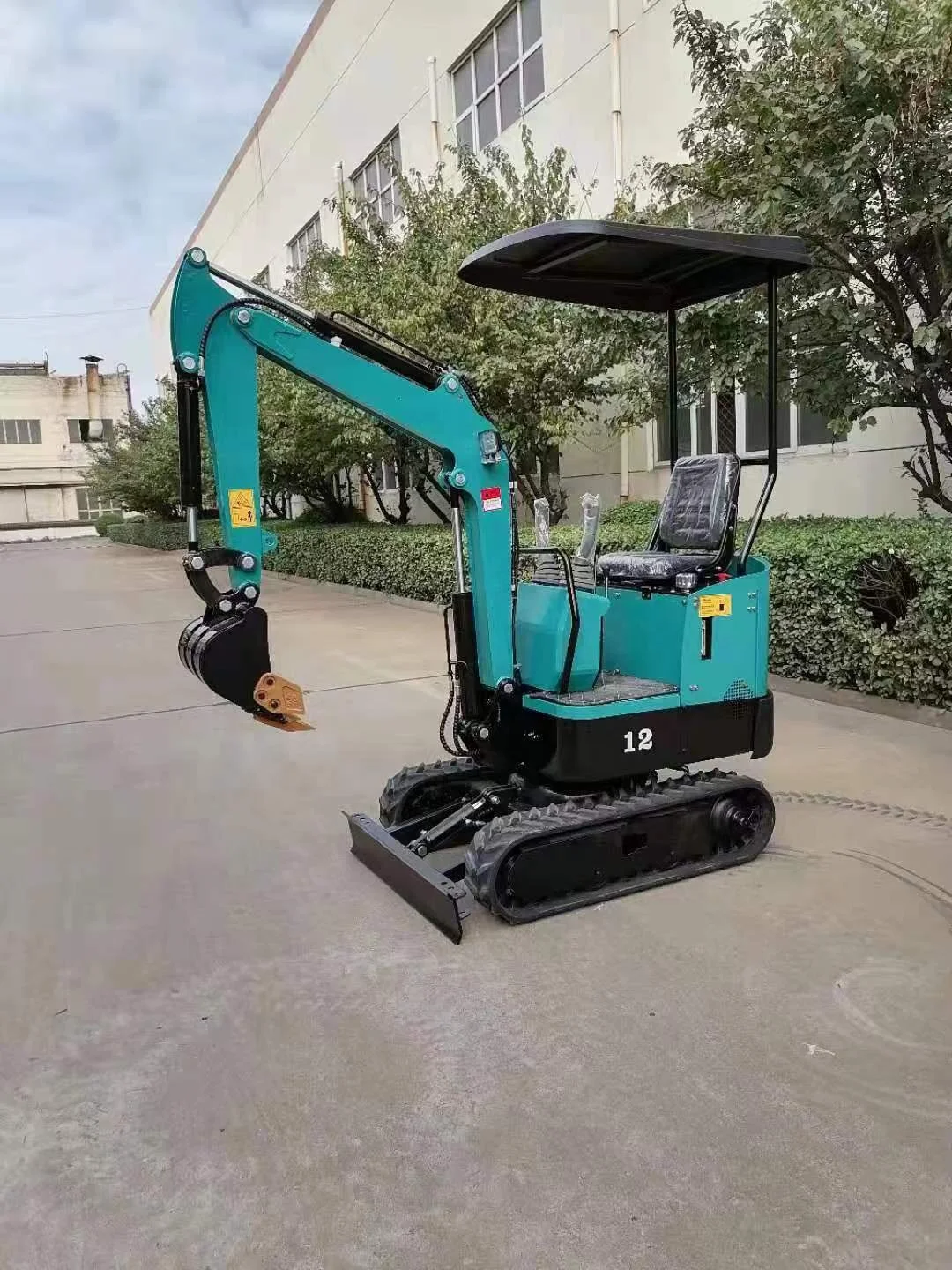 Shandong Katvo 1 Ton Mini Digger Kv12 Small Household Excavadora