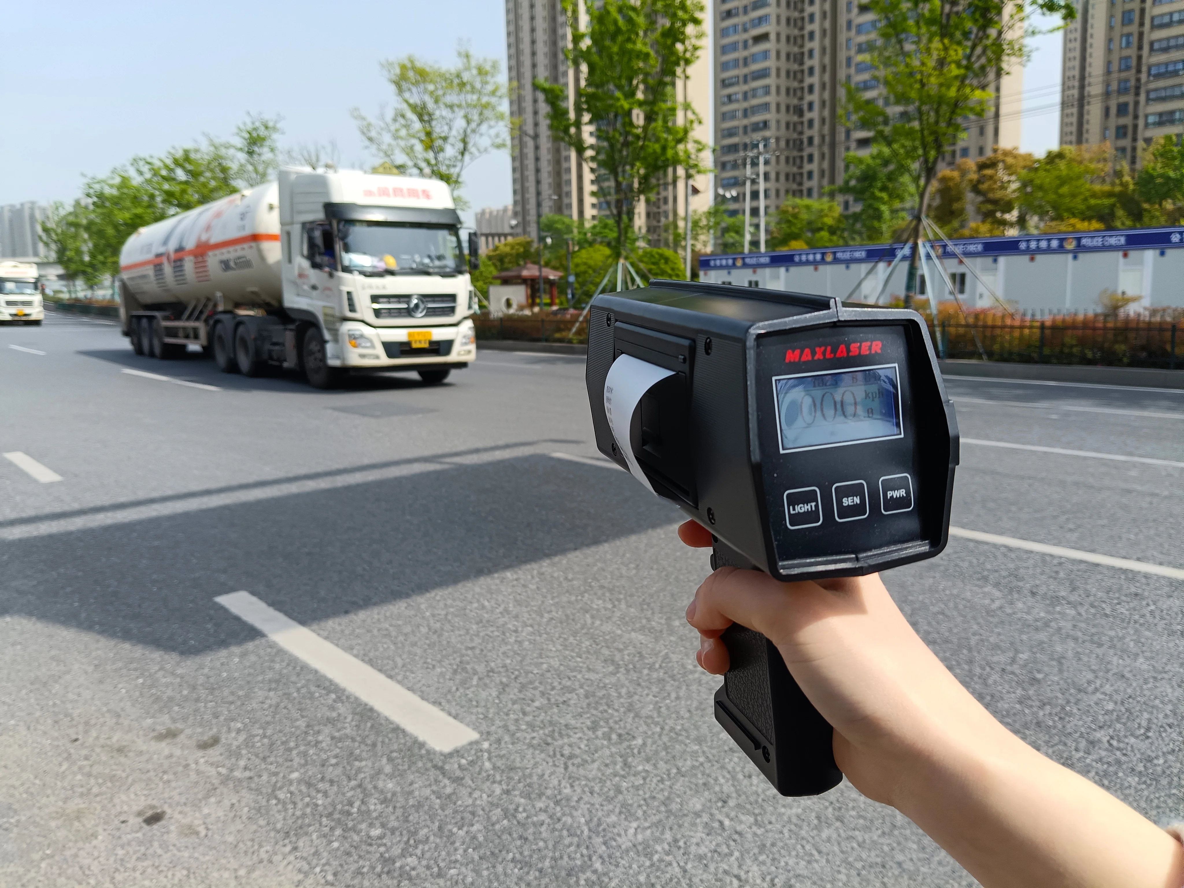 Sh1 Durable Handheld Speedometer For Carrying Speed Sign Speed Radar