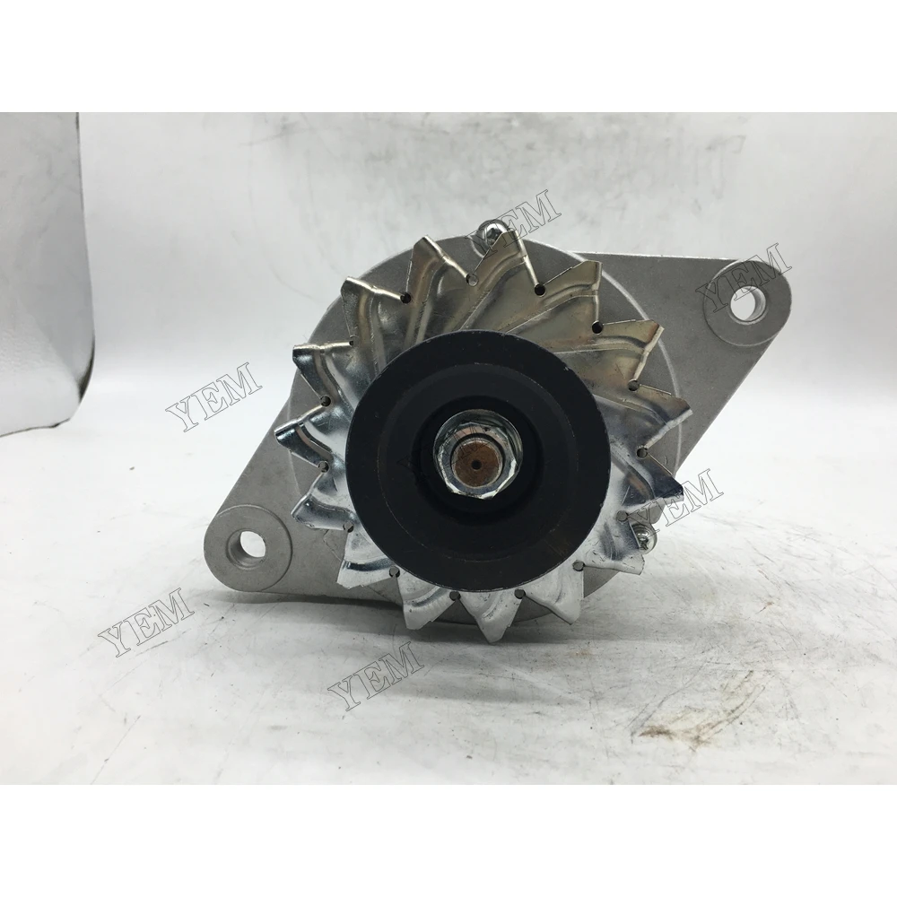 Alternator for Isuzu 6BG1T Engine Spare Parts 4