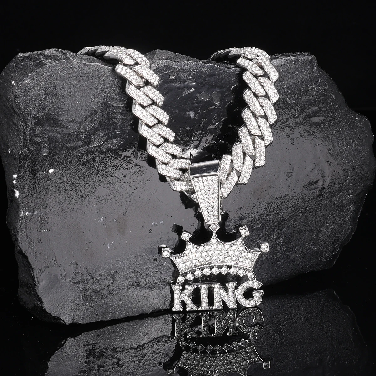 Hip Hop Crown with King Pendant Chunky Iced Out Pendant Chain Cuban Link  Necklace for Men Bling Rapper Gifts Fashion Accessory