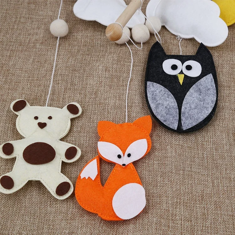 Музыкальные лесные животные, войлочные детские мобильные вешалки, мобиль для детской кроватки в лесу, мультяшный Лисий детский войлочный мобильный