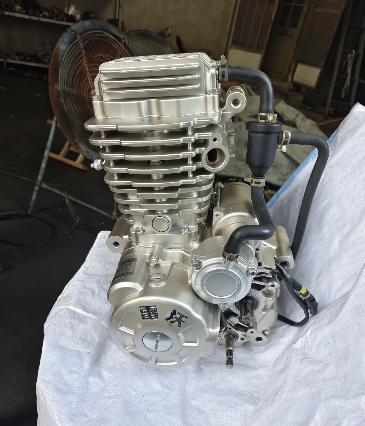 2-х ручной 4-тактный двигатель мотоцикла с воздушным охлаждением в сборе Zongshen CB250-F 172FMM 250cc