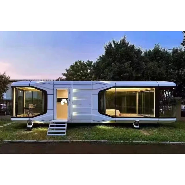 Luxury Modern Outdoor Portable Mobile Glamping Space Capsule Resort Hotel Tiny House luxury container house