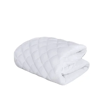 High Quality White Color Bamboo Mattress Pad Topper Bamboo Filling Mattress Pad Cover for Baby Bedroom