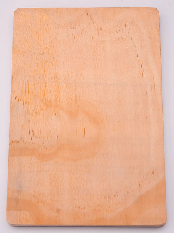 Laminated Pine Plywood Furniture Grade 4x8 18mm Radiata Pine Plywood