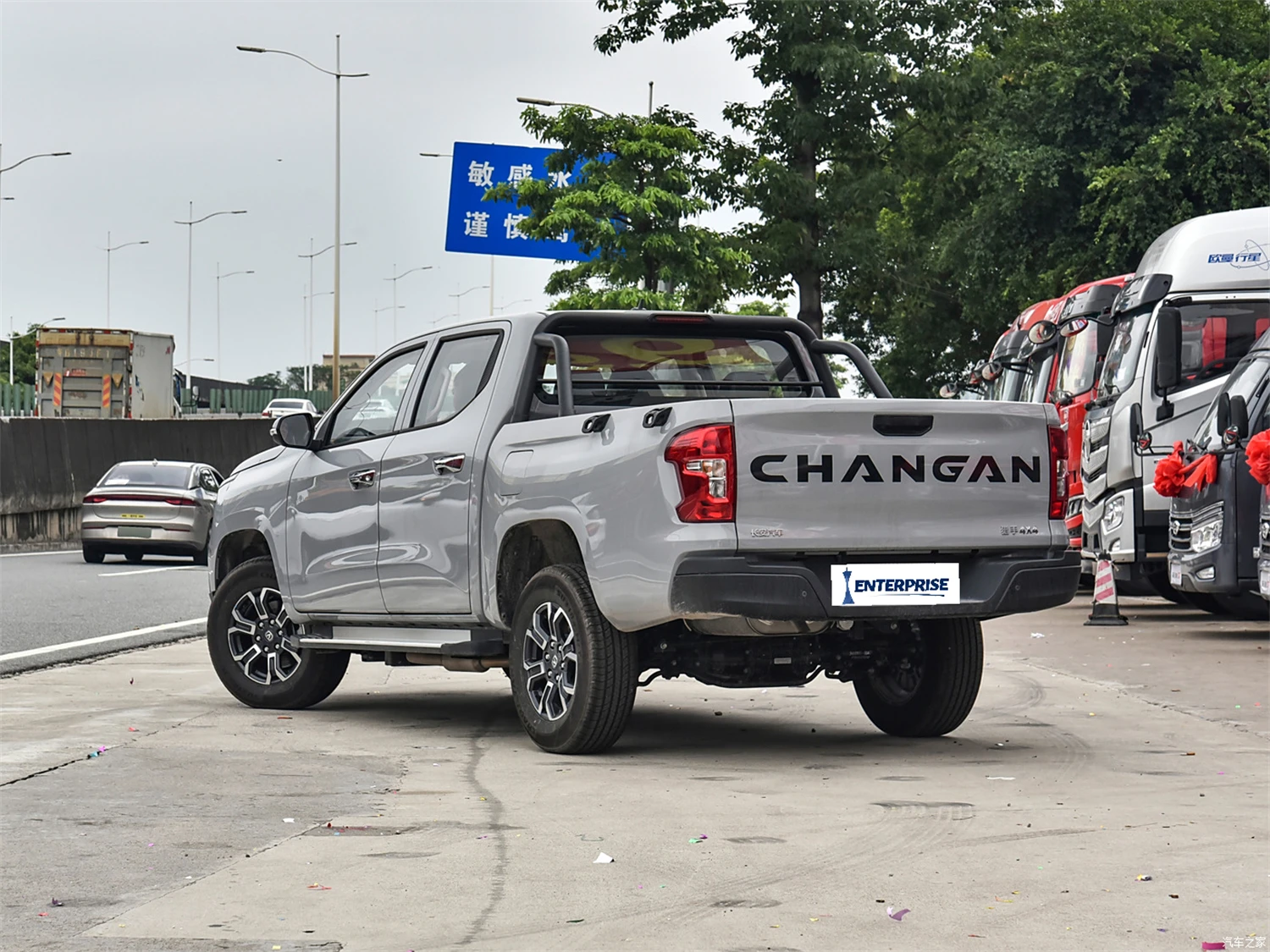2023 Changan F70 Hunter 2.0T Black Manual 4x4 Pickup Truck 4-Door 5-Seater Kaicene Petrol Diesel Left Steering FWD Cheap Cars