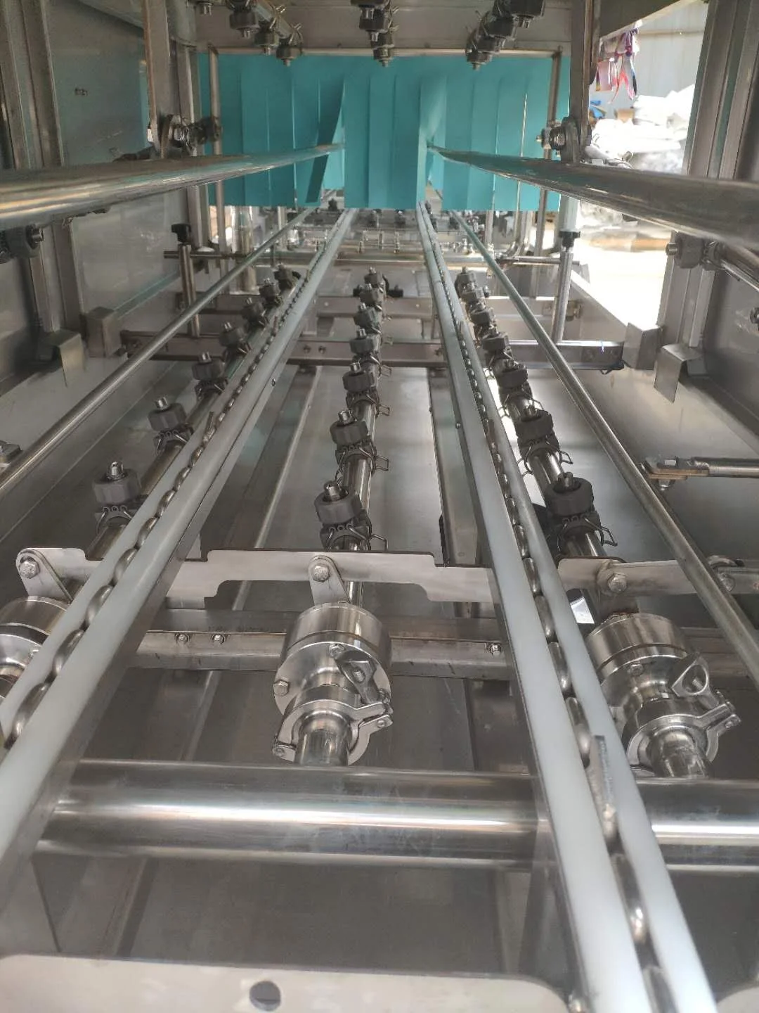 Tray Washing Machine with Dryer Horizontal Container Plastic Box Cleaning Machine Trays Box Crate Pallet Washer