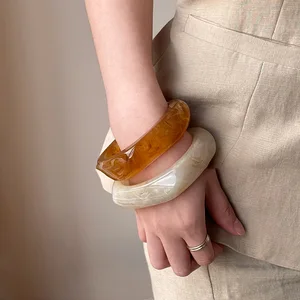 Casual Bohemian Wide Bracelet Bangle Irregular Geometric Shape Resin Bangle Jewelry Chunky Acrylic Bracelet  for Woman