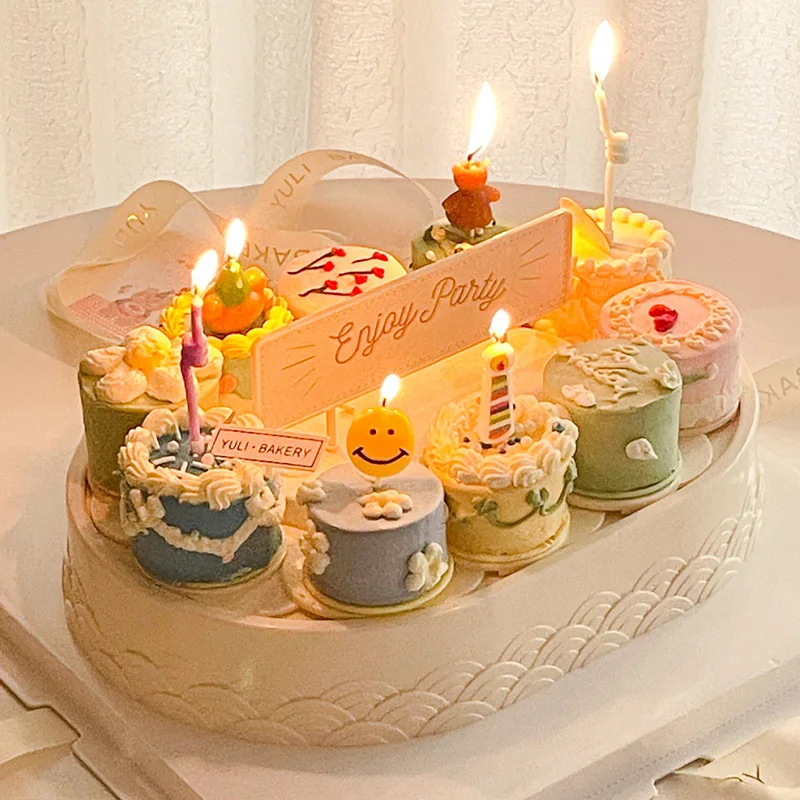 Cupcake Machine Automatic Rotating Table Display Stand Swing Tray Turntable for Displaying Macarons Cupcakes Desserts