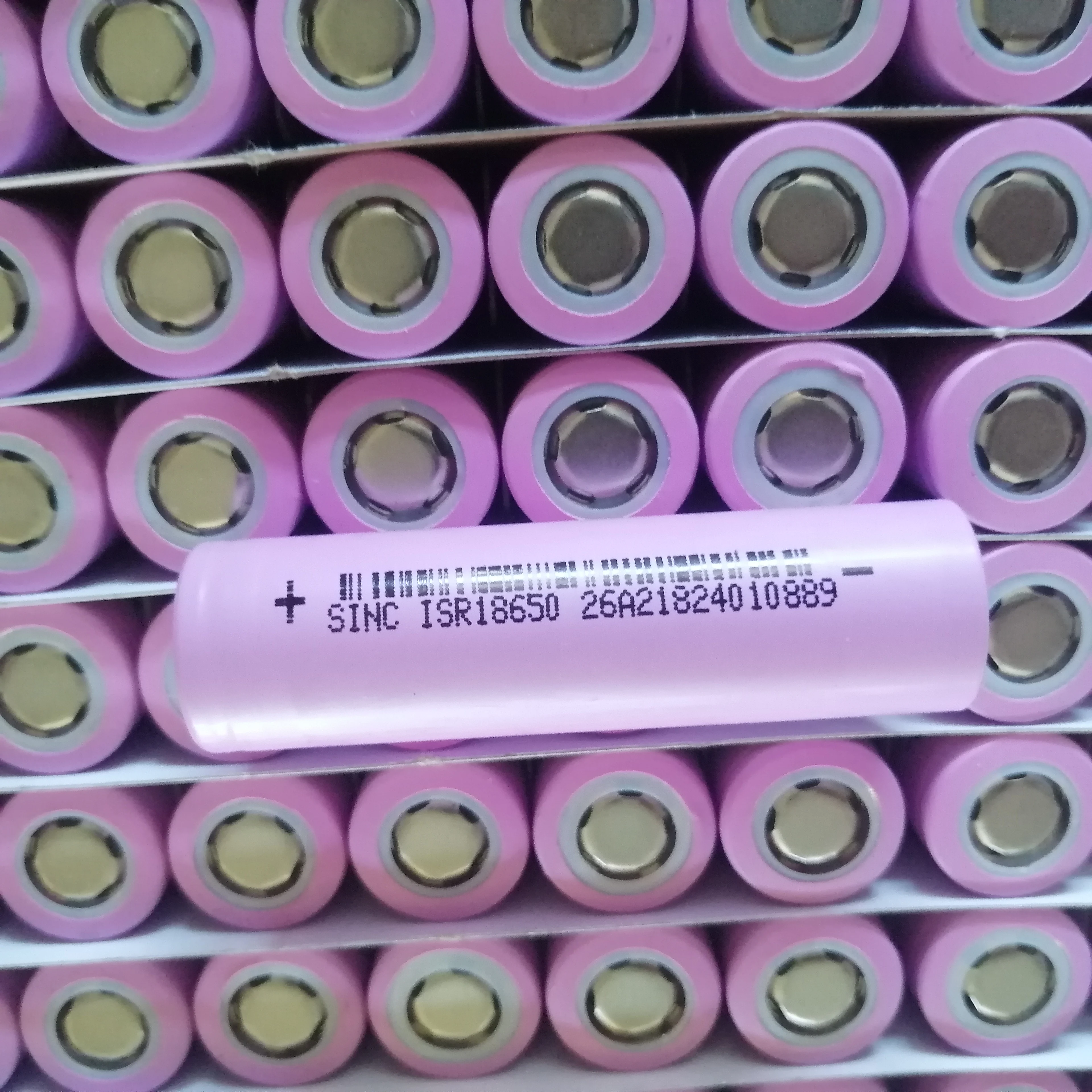 Sinc cylindrical ISR18650 3.7v 2600mAh lithium ion batteri with BIS certificate
