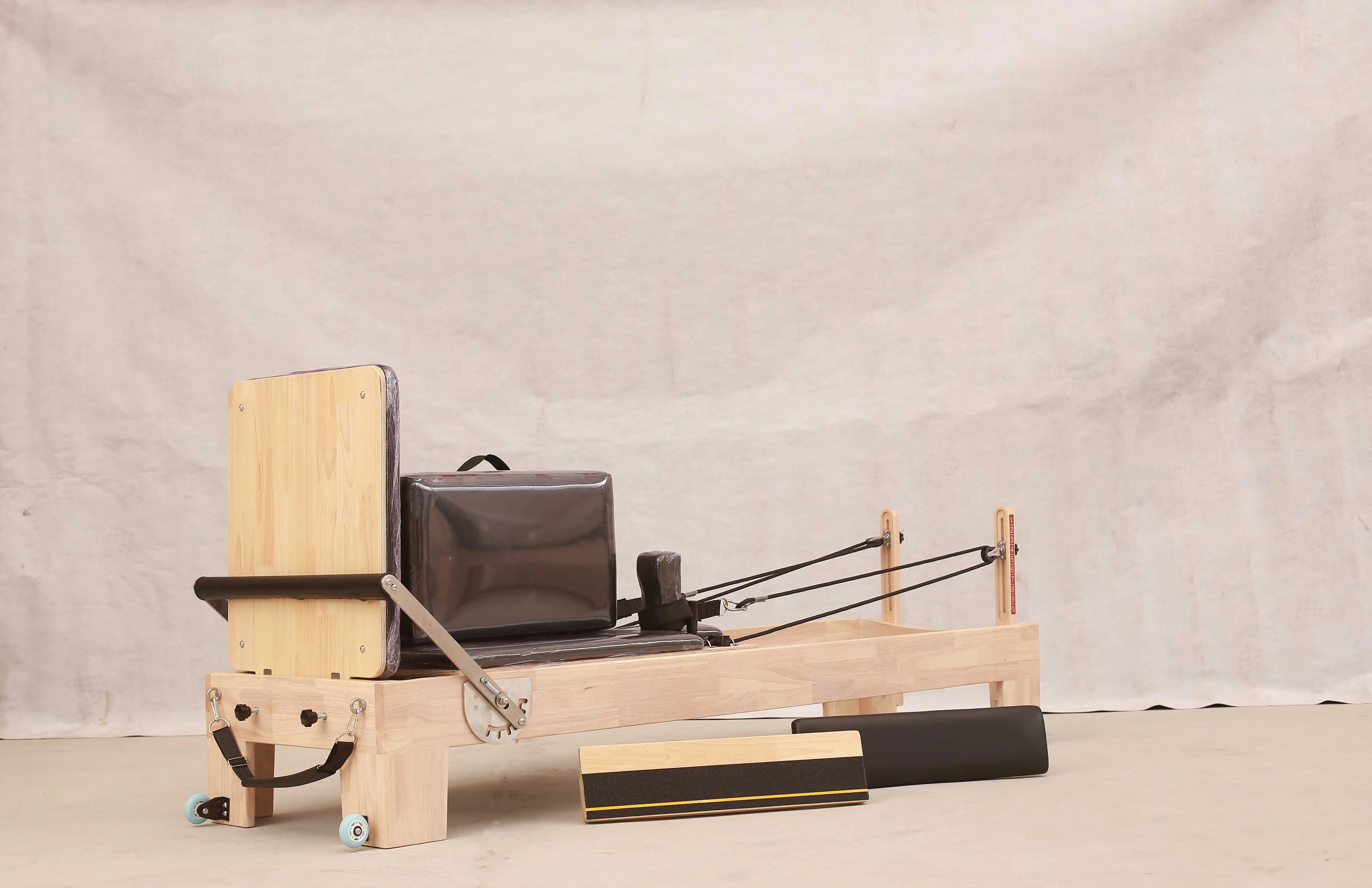 Fitness Equipment Yoga Reformer Pilates Reformers Wooden Body Balanced