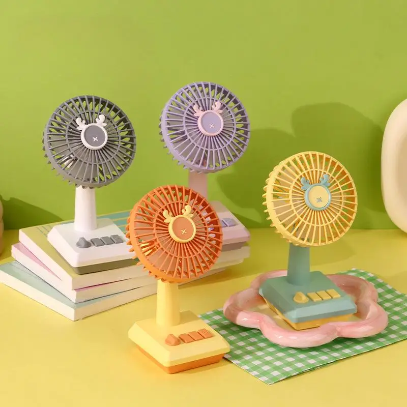 Mini ventilateur sur pied USB classique, Design clé, cadeau, lumières LED, ventilateur portatif de table pour l'extérieur, le bureau, la maison, la voiture