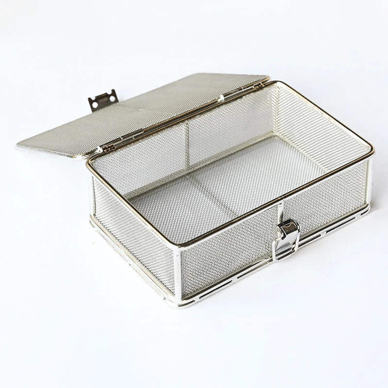 ZZYYZZ Stainless Steel Instrument Sterilization Baskets Instrument Tray Mesh Perforated Baskets Sterilization Tray with Lid Stainless Steel and Medical Silicone Pad 