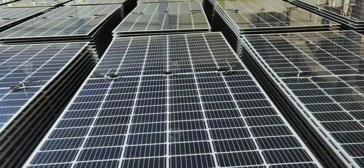 Hetech Photovoltaic Panel  550W PV Module Bifacial Solar Panels China Wholesale Price