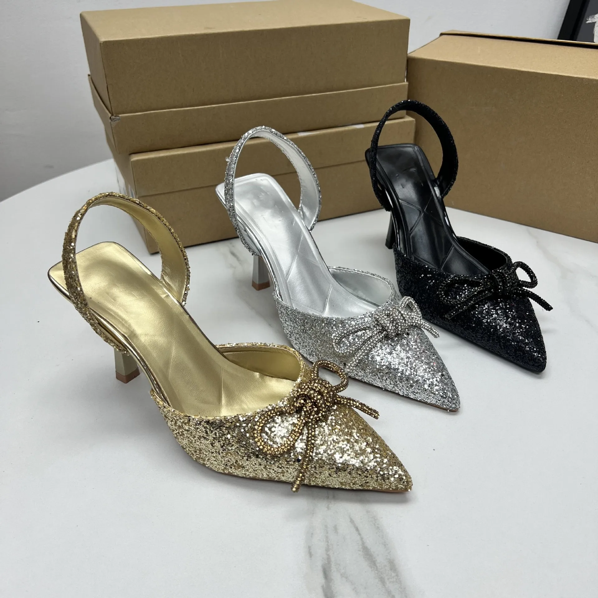 Top class con tacco alto e paillettes scarpe a tacco alto con