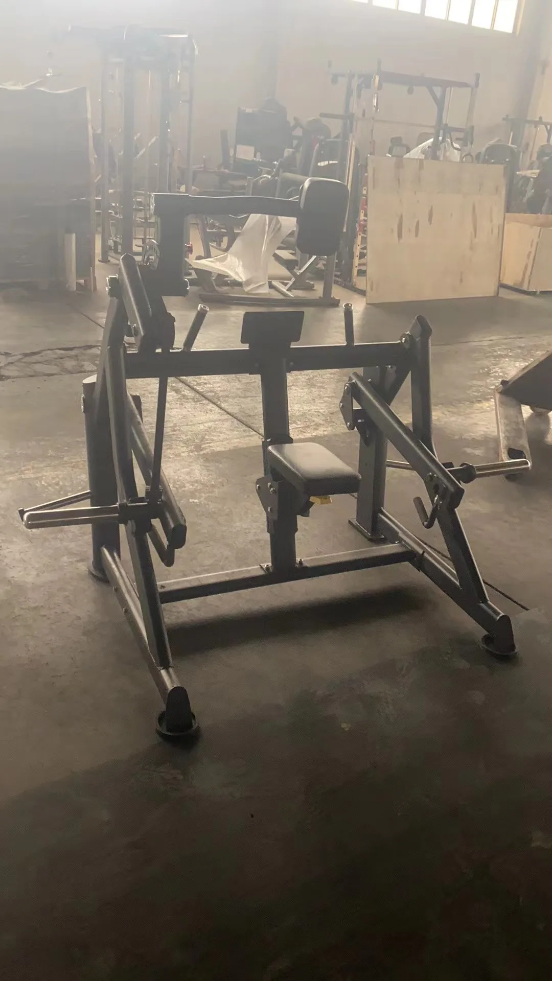 高品質プレートロード肩をすくめるマシン/ストレングスジム機器