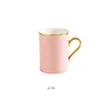 Disegno della tazza di coppia rosa