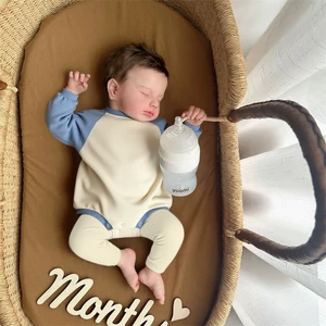 Wrinkle-Resistant Polyester & Cotton Newborn/Infant Color-Block Raglan-Sleeve Snap Knit Romper for Autumn Winter Daily