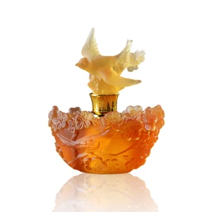 2026 New Cherry Blossom Sakura Perfume Bottle Refillable Arabian Perfume Oil Bottles