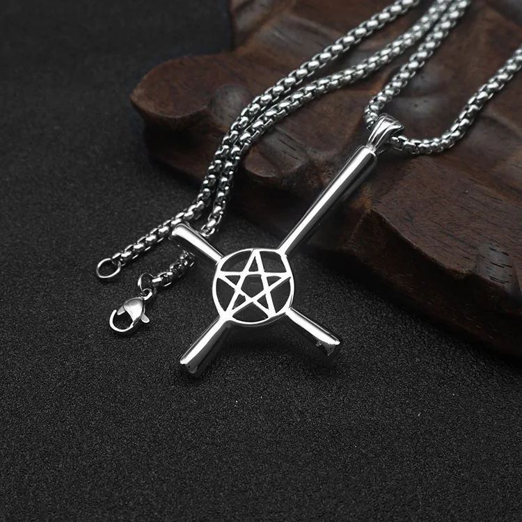 Amaxer Pentagramma Collana con croce inverta per donna Uomo Acciaio inossidabile Croce capovolta Girocollo Diavolo Lucifero Satana Gioielli  36