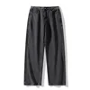 Gris negro
