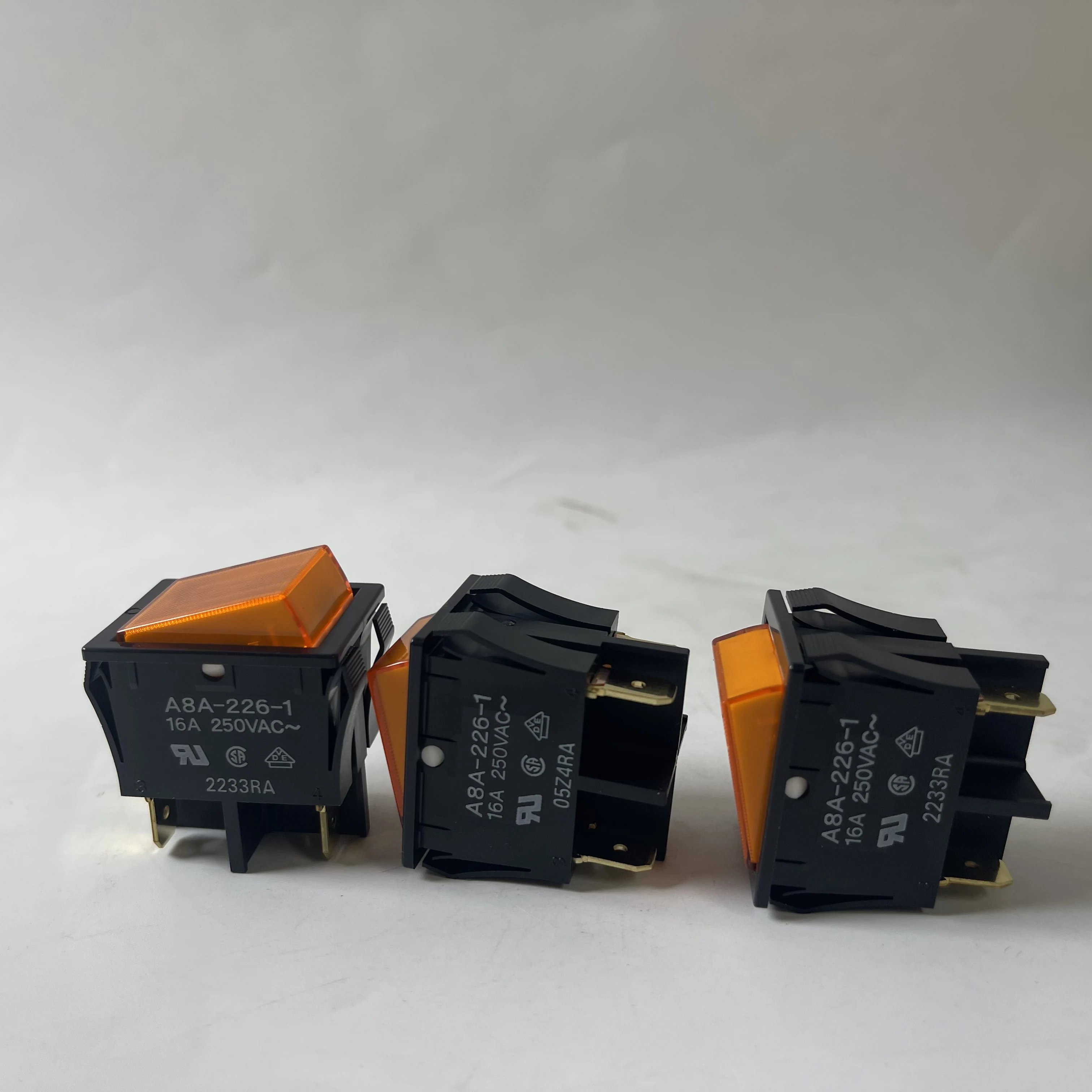 Unbranded Illuminated Rocker Switch A8A-226-1 Unbranded Illuminated Rocker Switch A8A-226-1