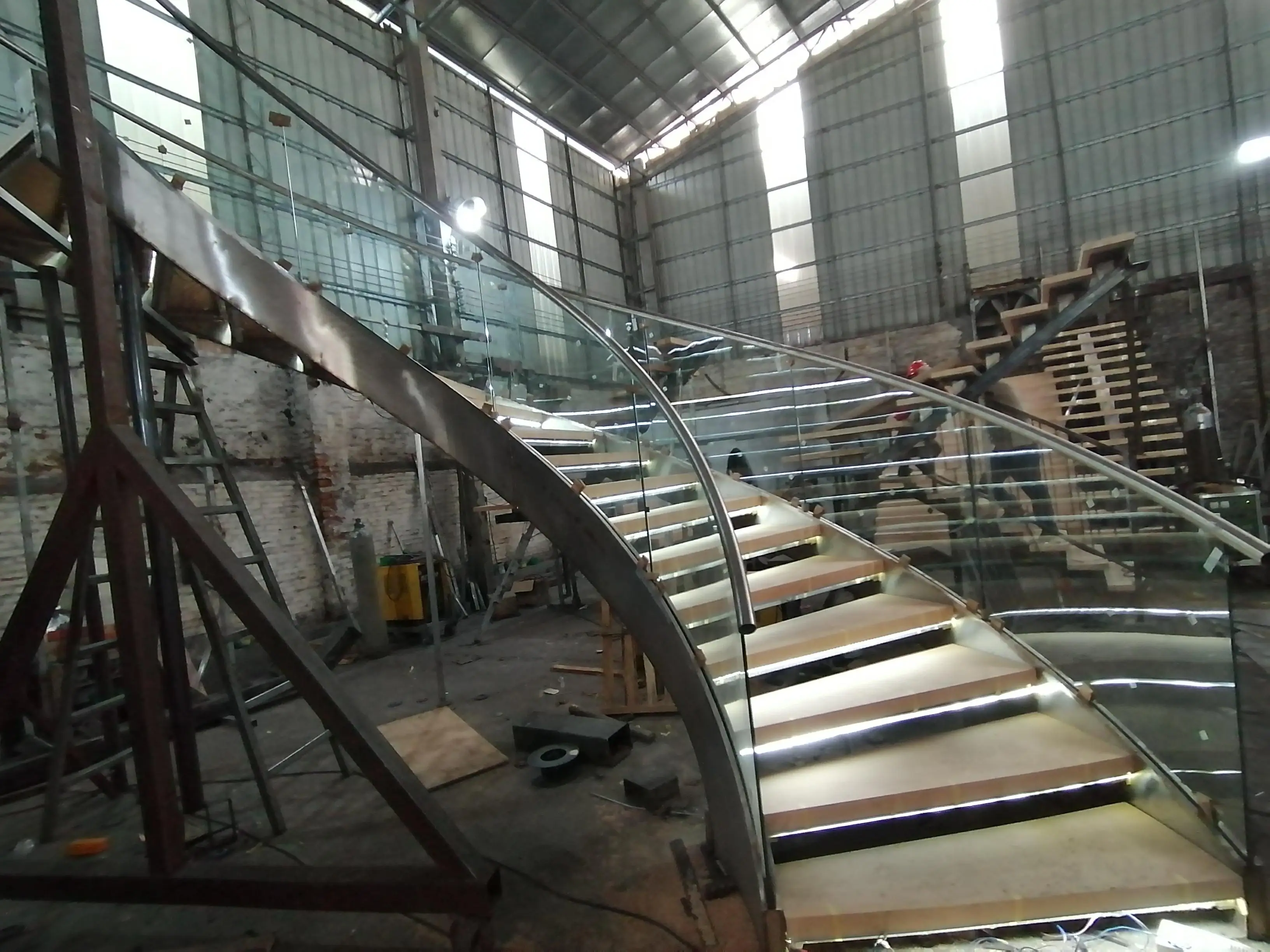 US-Australia Standard custom  granite marble staircase glass   Stainless steel handrail indoor stairs with led supplier